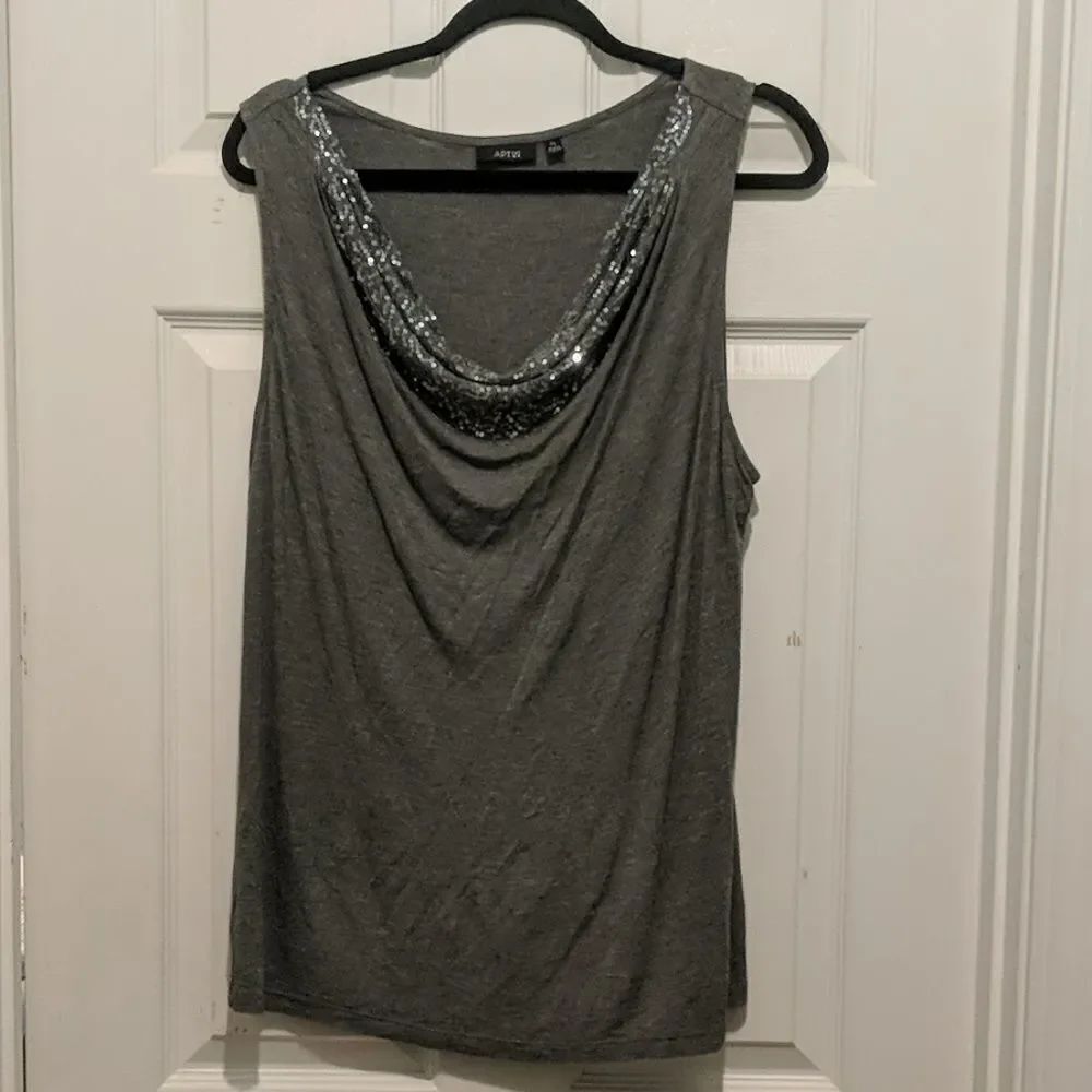 Apt. 9 gray sleeveless sequin top Sz XL